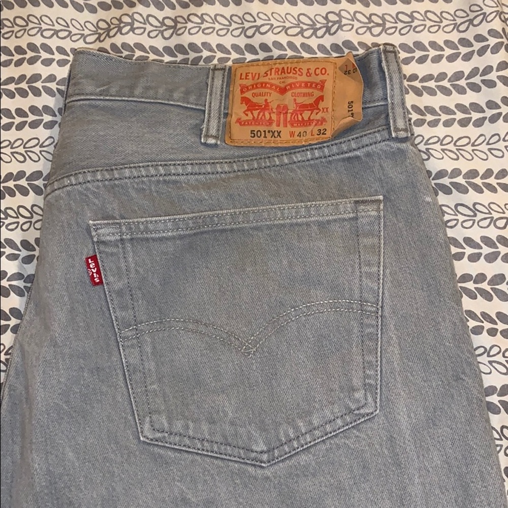 Gray 501 Levi Jeans